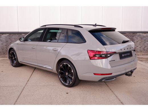 Skoda Superb Combi 1.4 TSI iV Sportline Business | Elek. Trekhaak | Memory | Sfeerverlichting | Carplay | Navi | ActivLease financial lease