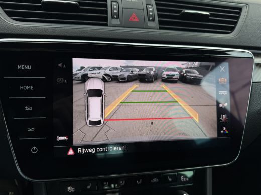 Skoda Superb Combi 1.4 TSI iV Sportline Business | Elek. Trekhaak | Memory | Sfeerverlichting | Carplay | Navi | ActivLease financial lease