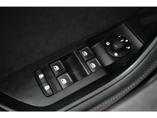 Skoda Superb Combi 1.4 TSI iV Sportline Business l Elekt. Stoel incl Memory l Pano Dak l Camera l Elektr. Klep... ActivLease financial lease