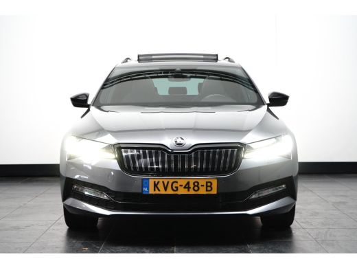 Skoda Superb Combi 1.4 TSI iV Sportline Business l Elekt. Stoel incl Memory l Pano Dak l Camera l Elektr. Klep... ActivLease financial lease