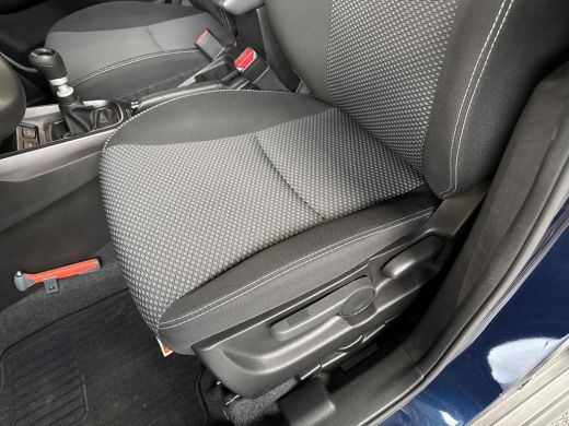 Suzuki Vitara 1.4 Boosterjet Select Smart Hybrid | Fabrieksgarantie 2035 | Achteruitrijcamera | Stoelverwarming | ActivLease financial lease
