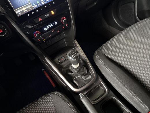 Suzuki Vitara 1.4 Boosterjet Select Smart Hybrid | Fabrieksgarantie 2035 | Achteruitrijcamera | Stoelverwarming | ActivLease financial lease