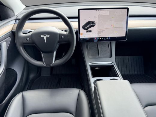 Tesla Model Y Long Range AWD 75 kWh SOH 92,7% | Autopilot | 20'' LM ( &euro; 2.300 ) | 3 Fase | Stoelverwarming Voor... ActivLease financial lease