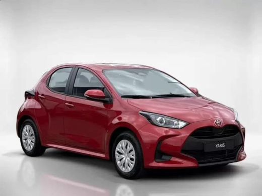 Toyota Yaris 1.5 Hybrid 115 Comfort **EMOTIONAL RED METALLIC/ NIEUWE AUTO/ DIRECT LEVERBAAR** ActivLease financial lease