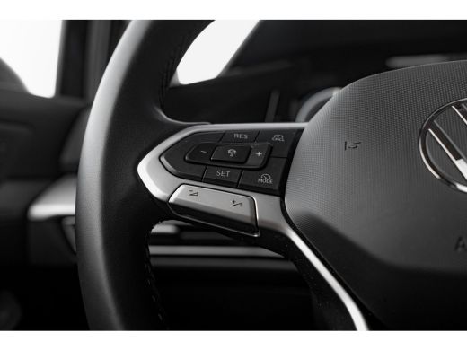 Volkswagen Golf 1.5 eHybrid Life Edition 204PK | Panoramadak | SOH 100% | ActivLease financial lease