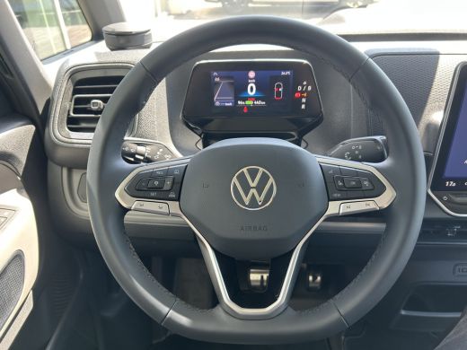 Volkswagen ID. Buzz Cargo Cargo Bulli Limited Edition 79 kwh - 286pk | Trekhaak | 3 zits | Achterdeuren ActivLease financial lease