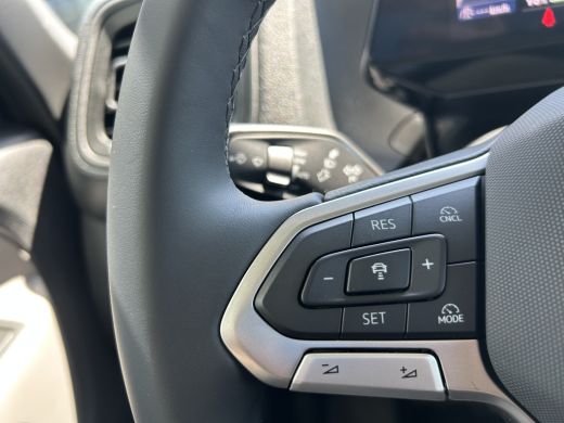 Volkswagen ID. Buzz Cargo Cargo Bulli Limited Edition 79 kwh - 286pk | Trekhaak | 3 zits | Achterdeuren ActivLease financial lease