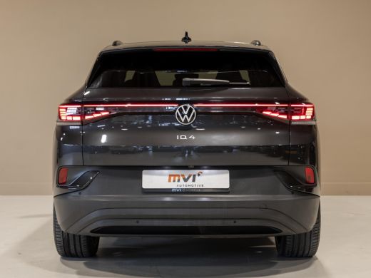 Volkswagen ID.4 Max 77 kWh SOH 91% / 204pk / Panorama dak / Trekhaak / Kuipstoelen / Elektrische stoelverstelling / ActivLease financial lease