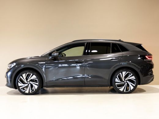 Volkswagen ID.4 Max 77 kWh SOH 91% / 204pk / Panorama dak / Trekhaak / Kuipstoelen / Elektrische stoelverstelling / ActivLease financial lease