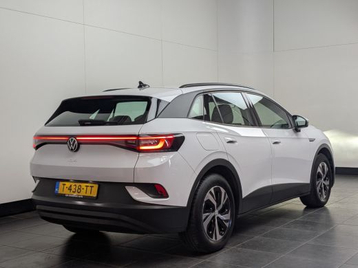 Volkswagen ID.4 Pure 52 kWh l Adapt. Cr Control l Stoelverwarming l Keyless Start l 18" l Apple Car Play / Androi... ActivLease financial lease
