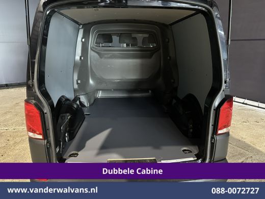 Volkswagen Transporter 2.0 TDI 150pk Automaat L2H1 Dubbele Cabine Euro6 Airco | 6-Zits | Camera | Navigatie | Apple Carp... ActivLease financial lease