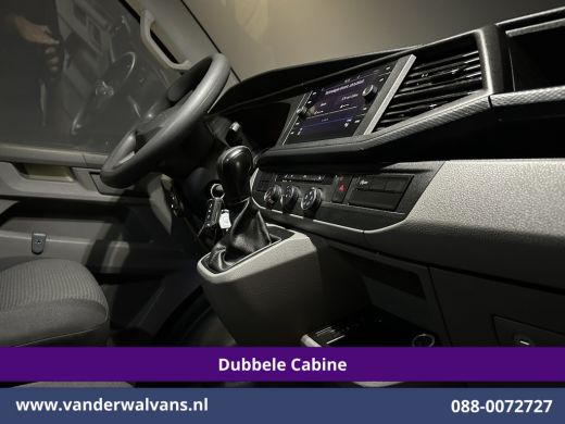 Volkswagen Transporter 2.0 TDI 150pk Automaat L2H1 Dubbele Cabine Euro6 Airco | 6-Zits | Camera | Navigatie | Apple Carp... ActivLease financial lease