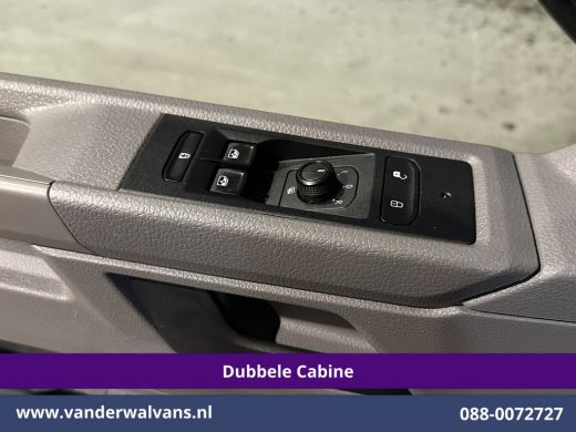 Volkswagen Transporter 2.0 TDI 150pk Automaat L2H1 Dubbele Cabine Euro6 Airco | 6-Zits | Camera | Navigatie | Apple Carp... ActivLease financial lease