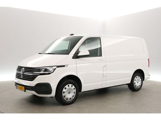 Volkswagen Transporter 2.0 TDI 150PK L1H1 | Aut. | Airco | Cruise | 3 Zits | Carplay | Navi | Stoelverw. | Trekhaak ActivLease financial lease