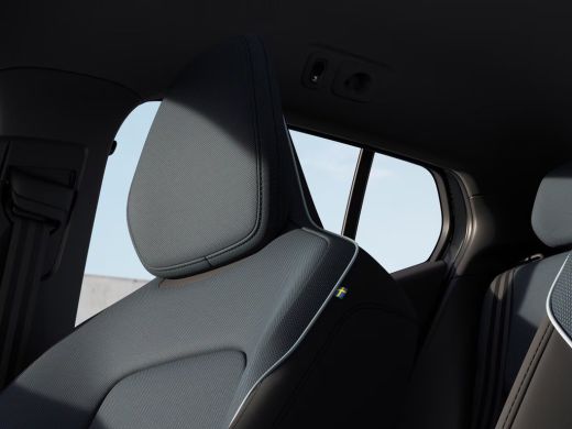 Volvo  EX30 P5 Long Range Plus Europa 69 kWh | Achteruitrijcamera | Alarmsysteem | Apple Carplay/Android Auto... ActivLease financial lease