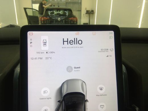 Volvo  EX30 Single Motor Extended Range Plus 69 kWh | Afwijkende dakkleur | Armsteun voor | Audio installatie... ActivLease financial lease