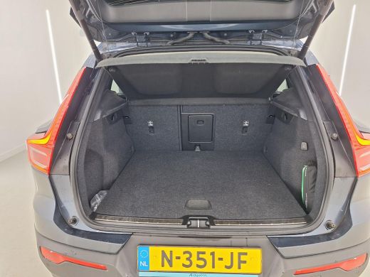 Volvo  XC40 T4 Recharge Inscription | Leder | Adaptive Cruise | Verwarmbaar stuur en stoelen | Audio installa... ActivLease financial lease