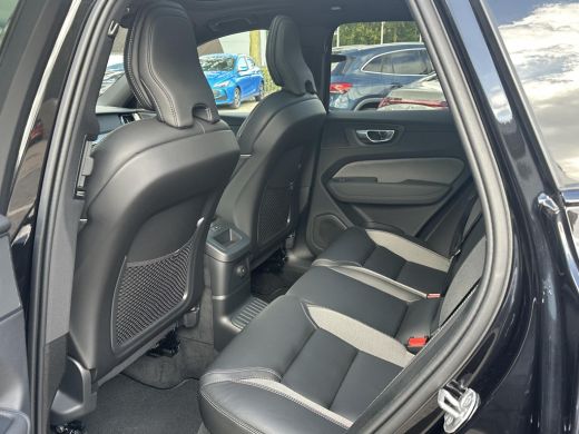 Volvo  XC60 2.0 T6 Plug-in hybrid AWD Plus Black Edition VAN: 59.900,- ND: 56.877,- UW HERSTVOORDEEL: 2.023,-... ActivLease financial lease