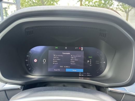 Volvo  XC60 2.0 T6 Plug-in hybrid AWD Plus Black Edition VAN: 59.900,- ND: 56.877,- UW HERSTVOORDEEL: 2.023,-... ActivLease financial lease