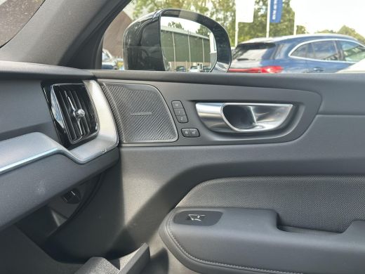 Volvo  XC60 2.0 T6 Plug-in hybrid AWD Plus Black Edition VAN: 59.900,- ND: 56.877,- UW HERSTVOORDEEL: 2.023,-... ActivLease financial lease