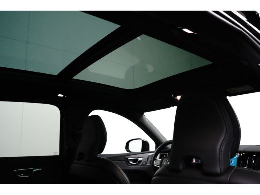 Volvo  XC60 2.0 T8 Plug-in hybrid AWD Ultra Black Edition | Massage | HU-Display | Trekhaak | 360 Camera | ActivLease financial lease