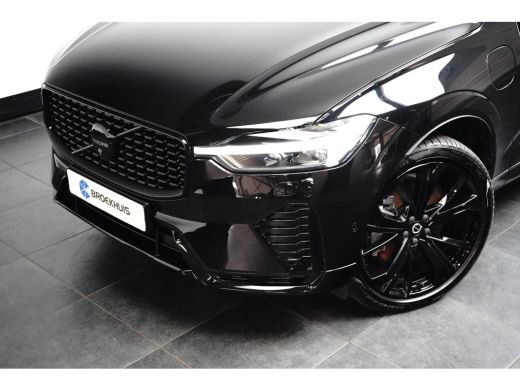 Volvo  XC60 2.0 T8 Plug-in hybrid AWD Ultra Black Edition | Massage | HU-Display | Trekhaak | 360 Camera | ActivLease financial lease