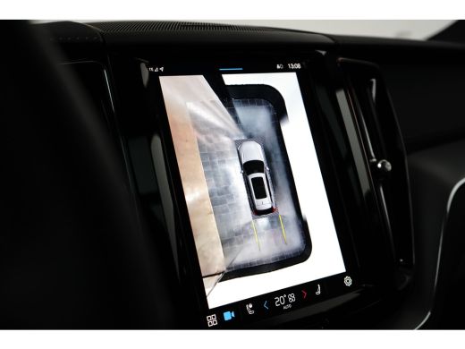 Volvo  XC60 2.0 T8 Plug-in hybrid AWD Ultra Black Edition | Massage | HU-Display | Trekhaak | 360 Camera | ActivLease financial lease