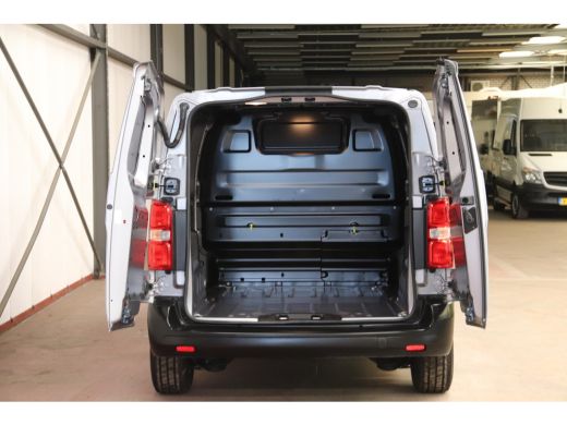 Fiat Scudo 1.5 MULTIJET 120PK COMPACT BUSINESS Fiat Scudo 1.5 MULTIJET 120 COMPACT BUSINESS ActivLease financial lease