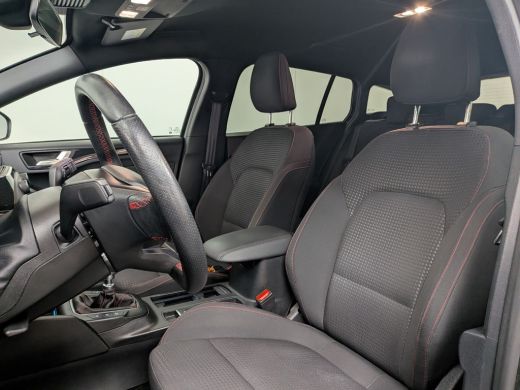 Ford Focus 1.5 EcoBoost ST-Line Business | Achteruitrijcamera | Airco (automatisch) | Apple Carplay/Android ... ActivLease financial lease