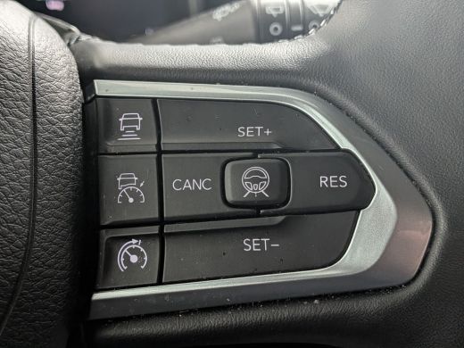Jeep Compass 4xe 240 Plug-in Hybrid Electric Limited | NL-AUTO! | ADAPTIVE CRUISE | STOELVERWARMING | LANE ASS... ActivLease financial lease