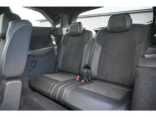 Peugeot 5008 GT | Adaptieve cruise control met Stop&Go functie | LED 3D-achterlichten | Pack Safety Plus ActivLease financial lease