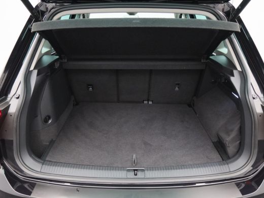 Volkswagen Tiguan 1.4 TSi eHybrid Elegance 245 Pk Automaat | Carplay | Virtual Cockpit | Keyless | Panoramadak | Le... ActivLease financial lease