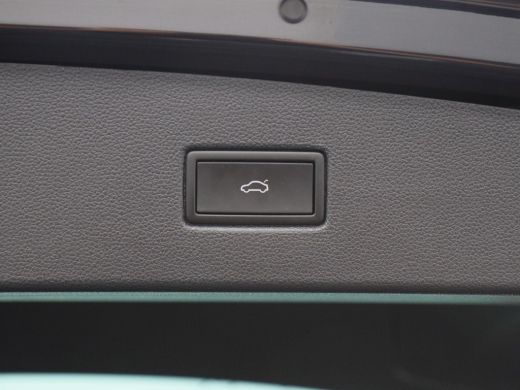 Volkswagen Tiguan 1.4 TSi eHybrid Elegance 245 Pk Automaat | Carplay | Virtual Cockpit | Keyless | Panoramadak | Le... ActivLease financial lease