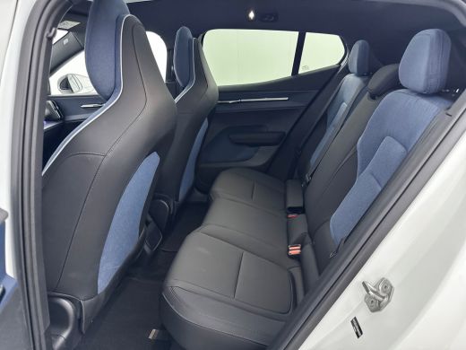 Volvo  EX30 Single Motor Extended Range Ultra 69 kWh | 19" | Panoramadak | Elektr. verst. Stoelen | 3D Camera... ActivLease financial lease