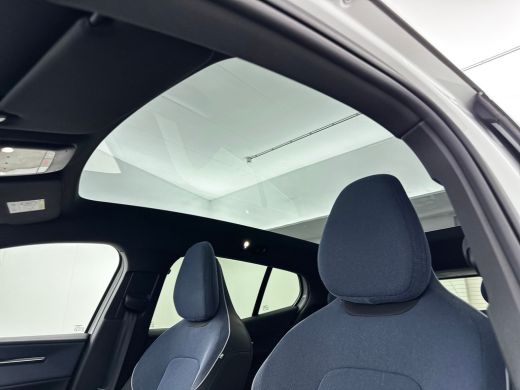 Volvo  EX30 Single Motor Extended Range Ultra 69 kWh | 19" | Panoramadak | Elektr. verst. Stoelen | 3D Camera... ActivLease financial lease