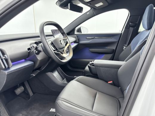 Volvo  EX30 Single Motor Extended Range Ultra 69 kWh | 19" | Panoramadak | Elektr. verst. Stoelen | 3D Camera... ActivLease financial lease