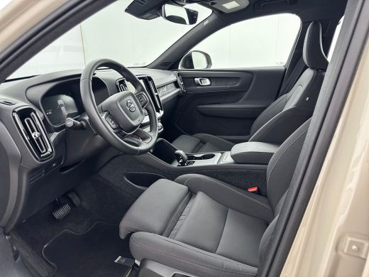 Volvo  EX40 Single Motor Extended Range Plus 82 kWh | 19" Allseaso | Trekhaak | Adaptieve Cruise | BLIS | Sto... ActivLease financial lease