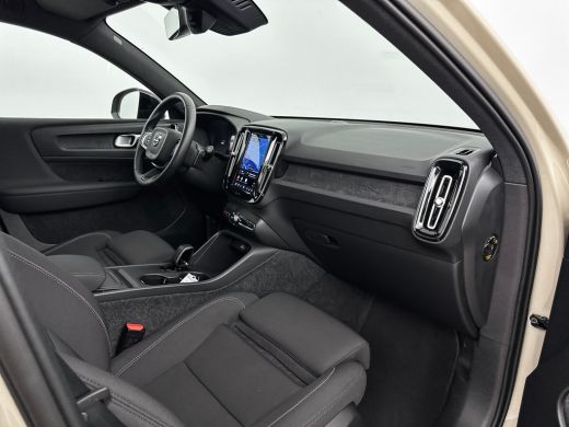 Volvo  EX40 Single Motor Extended Range Plus 82 kWh | 19" Allseaso | Trekhaak | Adaptieve Cruise | BLIS | Sto... ActivLease financial lease