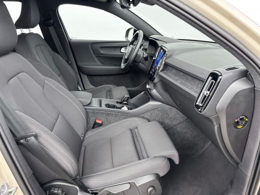 Volvo  EX40 Single Motor Extended Range Plus 82 kWh | 19" Allseaso | Trekhaak | Adaptieve Cruise | BLIS | Sto... ActivLease financial lease
