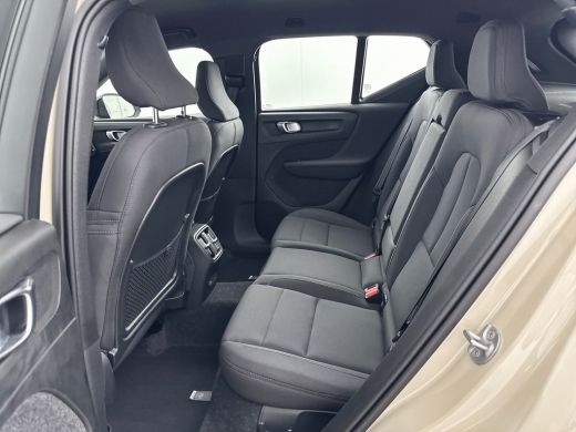 Volvo  EX40 Single Motor Extended Range Plus 82 kWh | 19" Allseaso | Trekhaak | Adaptieve Cruise | BLIS | Sto... ActivLease financial lease