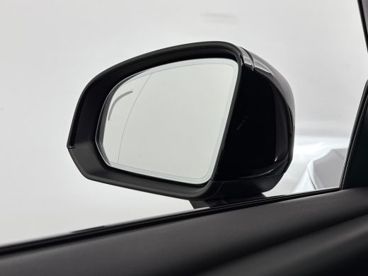 Volvo  XC40 B4 Plus Dark | 18" | Panoramadak | Leder/Nubuck | Trekhaak | Harman Kardon | Elektr. verst. Stoel... ActivLease financial lease