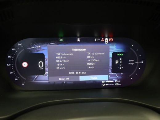 Volvo  XC60 2.0 T6 Plug-in hybrid AWD Plus Dark | Trekhaak | Panodak | Dode Hoek | 360 Camera | Harman Kardon... ActivLease financial lease