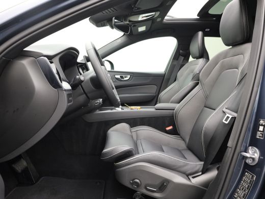 Volvo  XC60 2.0 T6 Plug-in hybrid AWD Plus Dark | Trekhaak | Panodak | Dode Hoek | 360 Camera | Harman Kardon... ActivLease financial lease