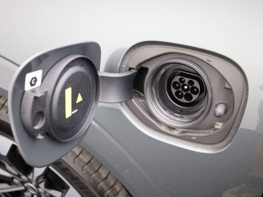 Volvo  XC60 2.0 T8 Plug-in hybrid AWD Plus Dark | Trekhaak | Panodak | Dode Hoek | 360 Camera | Harman Kardon... ActivLease financial lease