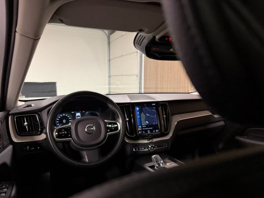 Volvo  XC60 T8 AWD Recharge Inscription | Luchtvering | Trekhaak | Crystal White | Harman Kardon | Adaptieve ... ActivLease financial lease