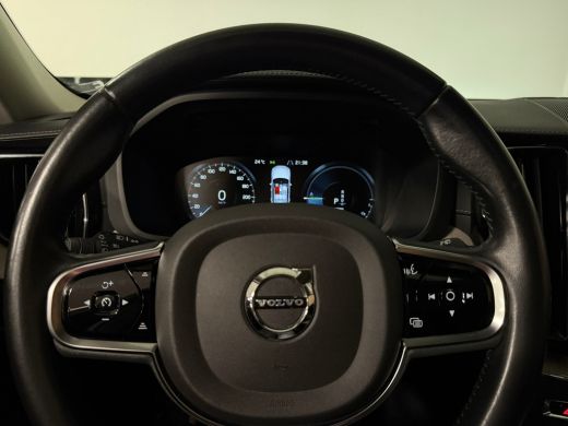 Volvo  XC60 T8 AWD Recharge Inscription | Luchtvering | Trekhaak | Crystal White | Harman Kardon | Adaptieve ... ActivLease financial lease