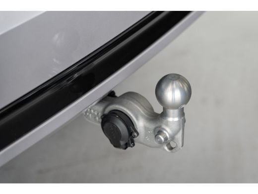 Volvo  XC90 T8 455PK Ultra Dark | 22'' | Luchtvering | BW Audio | Trekhaak | Gelam Glas | Massage ActivLease financial lease