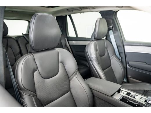 Volvo  XC90 T8 455PK Ultra Dark | 22'' | Luchtvering | BW Audio | Trekhaak | Gelam Glas | Massage ActivLease financial lease