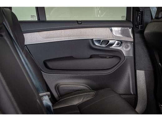 Volvo  XC90 T8 455PK Ultra Dark | 22'' | Luchtvering | BW Audio | Trekhaak | Gelam Glas | Massage ActivLease financial lease