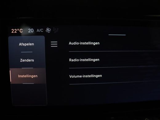 Alfa Romeo Junior 1.2 Turbo Hybrid Ibrida | LED | Parkeerhulp | Apple Carplay | ActivLease financial lease